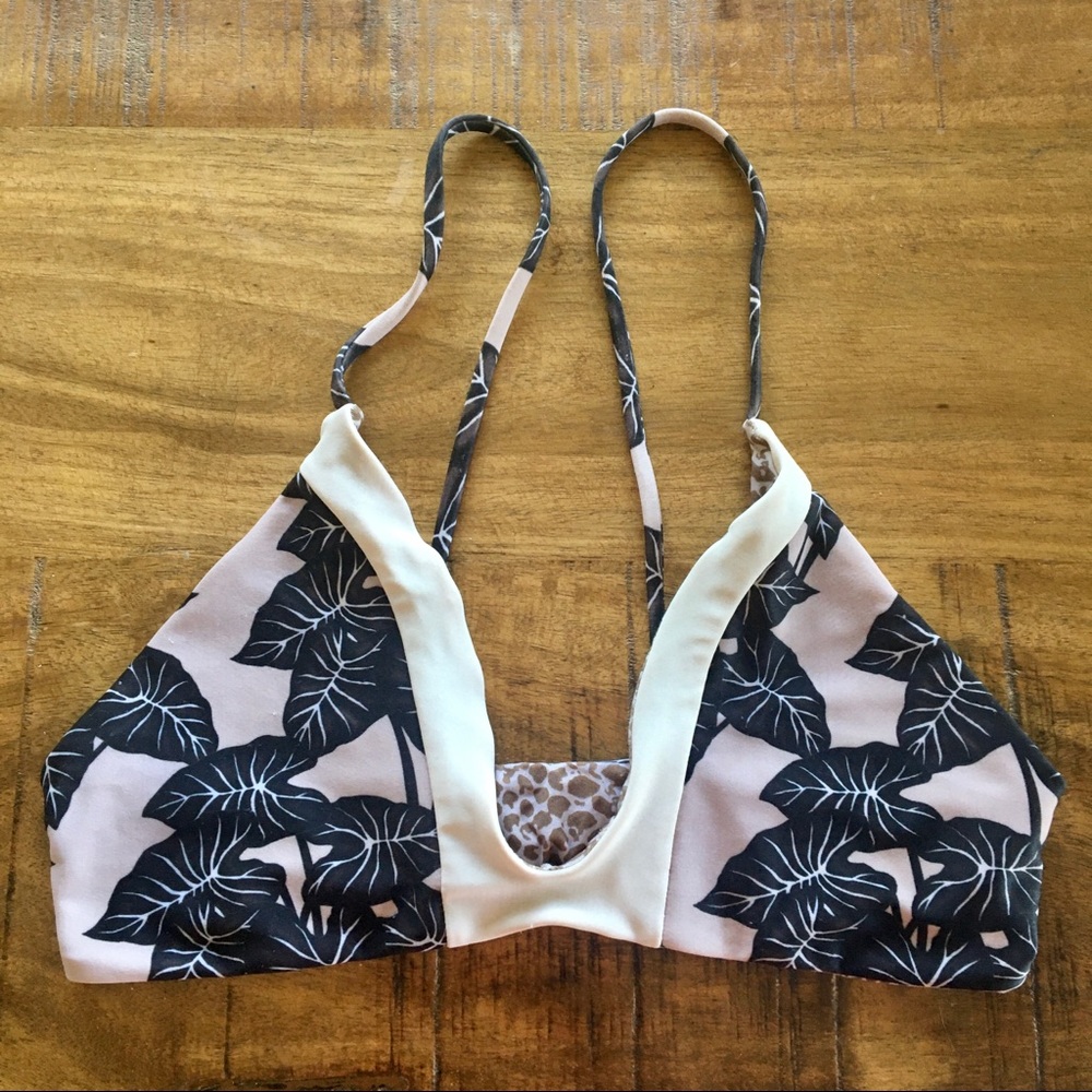 Acacia Pupukea Black Elephant Bikini Top 🖤🌸